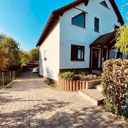 Gemuetliche Ferienwohnungen Direkt Am Goitzschesee, Platz Fuer Die Ganze Familie, Haustiere Sind Willkommen Bitterfeld-Wolfen Exterior photo